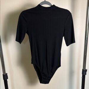 H&M Ribbed Short Sleeve T-Shirt Bodysuit